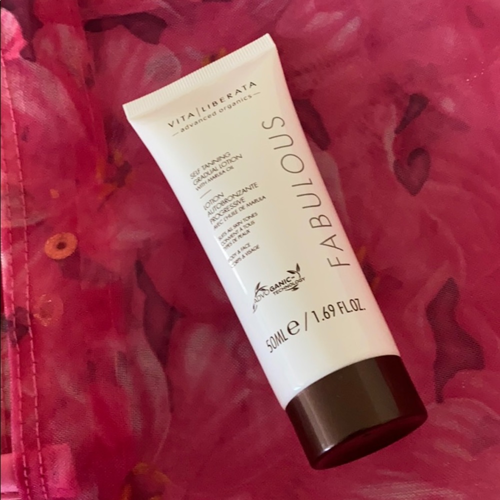 VITA LIBERATA self tanning gradual lotion